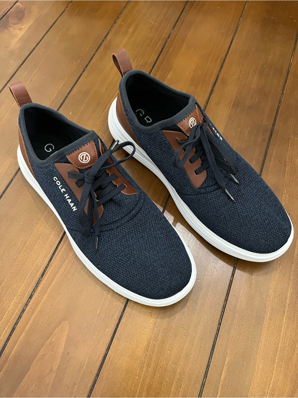 Cole Haan Grandsport Journey Knit Sneakers Navy with Brown Accents Size 11 - Picture 2 of 16